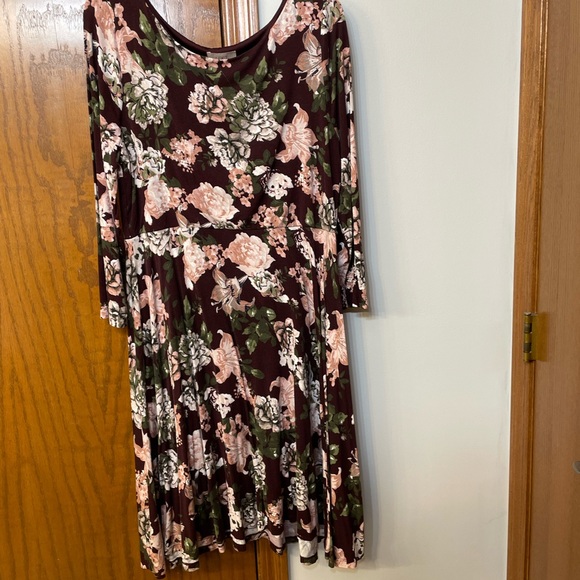 LOFT OUTLET UEC Womens size XL red floral 3/4 length sleeve white green burgundy - Picture 12 of 15